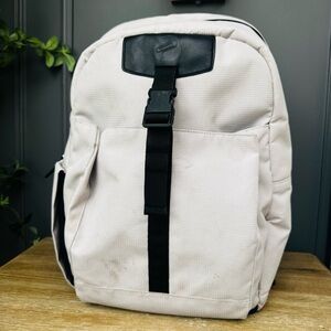 Diaper Bag Paperclip Bodhi Backpack w/ Built-in Changing Pad – Used